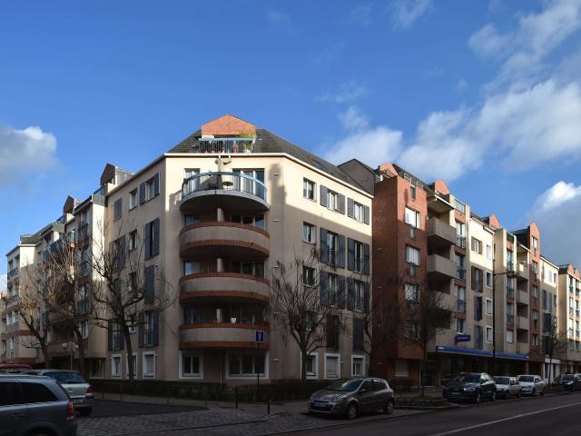 Appartement de 84.37 m² à VERSAILLES