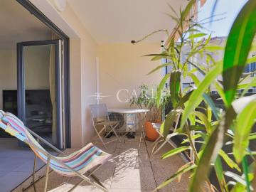 Appartement de 85 m² avec balcon au centre d'Azieu