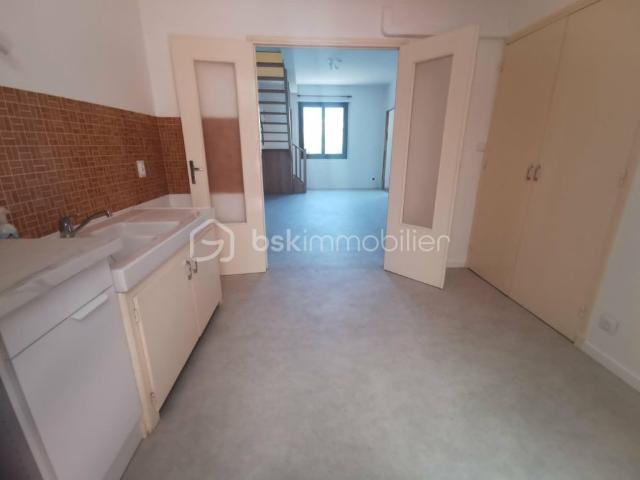 Appartement de 86 m² à Thoard