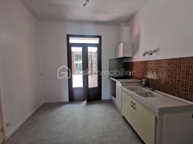Appartement de 86 m² à Thoard