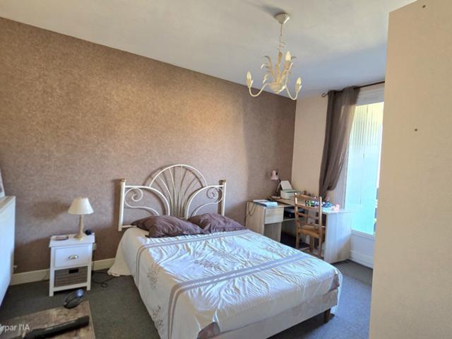 APPARTEMENT DE 97 M2 2/3 chambres proche centre ville