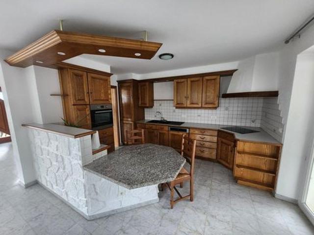 Appartement de 100 m² sur 350 m² de terrain