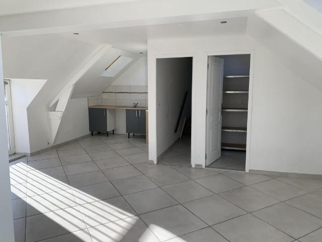 Appartement de 115m2 à louer sur Roz Landrieux