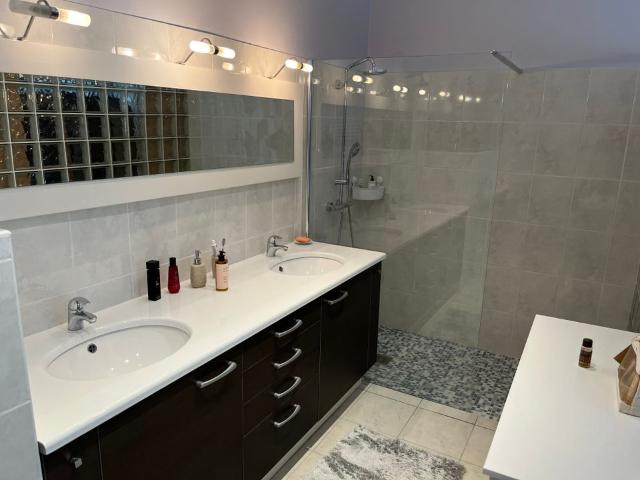 Appartement de 120m2 à louer sur Hyères