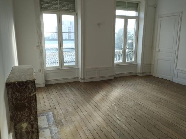 Appartement de 120m2 à louer sur Sedan