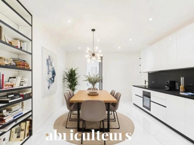 Appartement de 128 m², double usage habitation et commercial en vente à Bordeaux Pey Berland 33000