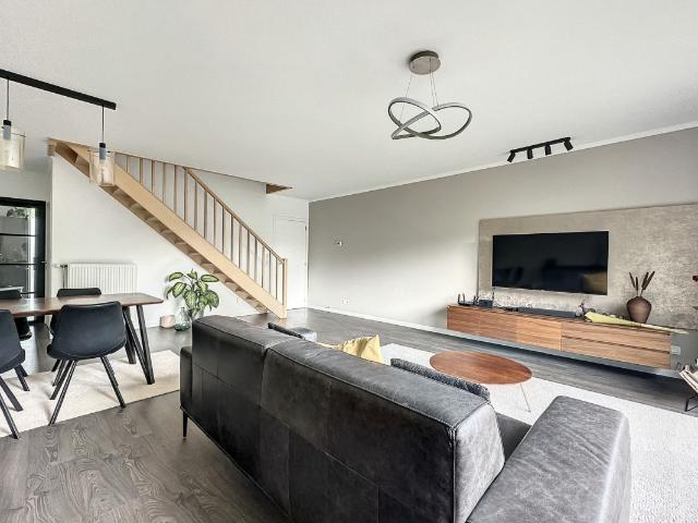 Appartement de 128m² / 3 chambres avec jardin et parking