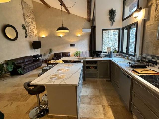 Appartement de 135m2 à louer sur Eyragues