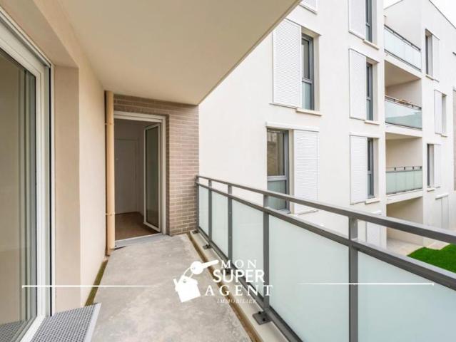 Appartement de 2024 2 pièces de 43 m² avec balcon à Melun