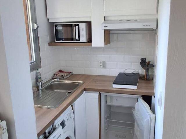 Appartement de 20m carré dans résidence sécurisée avec piscine