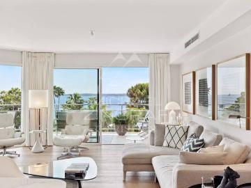 Appartement de 2 chambres de luxe en vente à Cannes, France