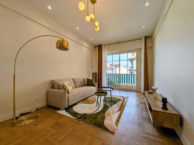 Appartement de 2 chambres de luxe en vente à Nice, Provence Alpes Côte d'Azur