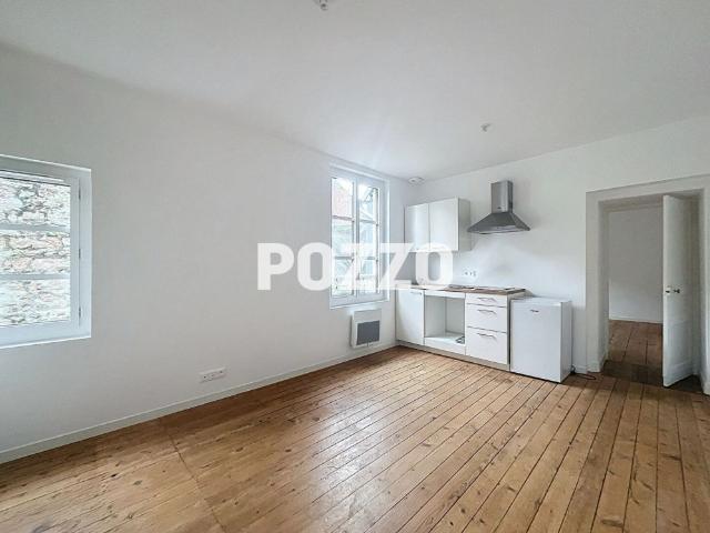 Appartement de 2 pièces 32 m² en location à VILLEDIEU LES POELES ROUFFIGNY