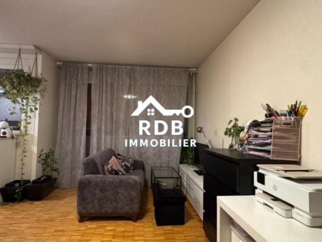 Appartement de 2 pièces au 4ème étage situé à Genève 1203