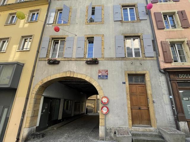 Appartement de 2 pièces au centre ville de Neuchâtel