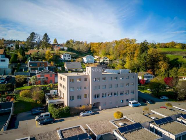 Appartement de 2.5 pièces au 3ème étage avec un balcon