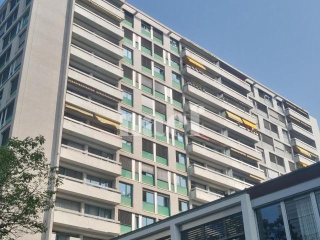 Appartement de 2.5 pièces au 5ème étage