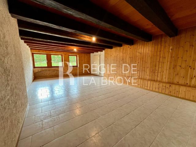 Appartement de 2.5 pièces à Montet Broye