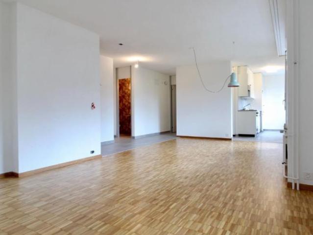 Appartement de 2.5 pièces bien situé à Pully