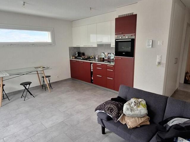Appartement de 2.5 pièces en attique à Fully