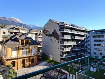 Appartement de 2.5 pièces rénové pour location à Sion