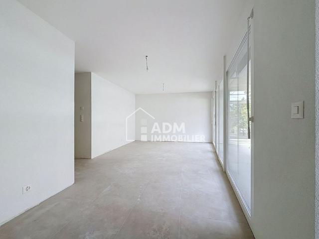 Appartement de 2.5pces neuf à quelques pas du centre de Saxon