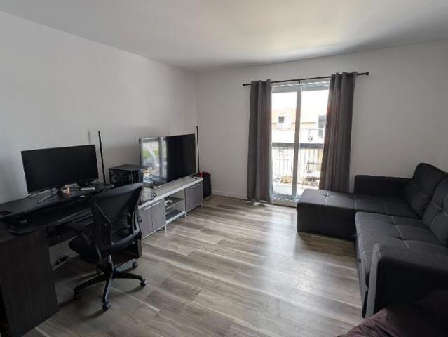 Appartement de 3 chambres et 1 salles de bain