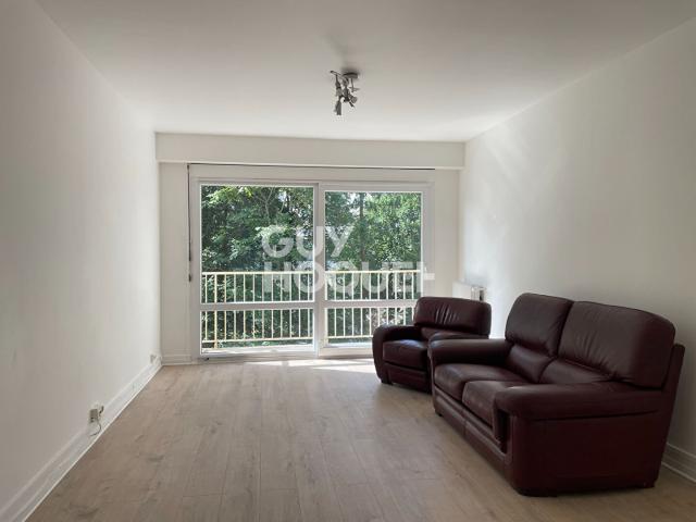 Appartement de 3 pièces à louer à Evry 91000 de 64m2