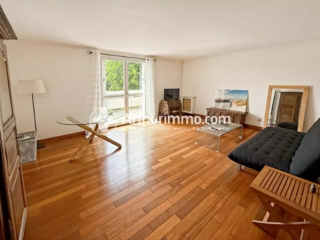 APPARTEMENT DE 3 PIECES AU DERNIER ETAGE AVEC TERRASSE