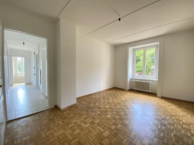 Appartement de 3 pièces au rez de chaussée supérieur