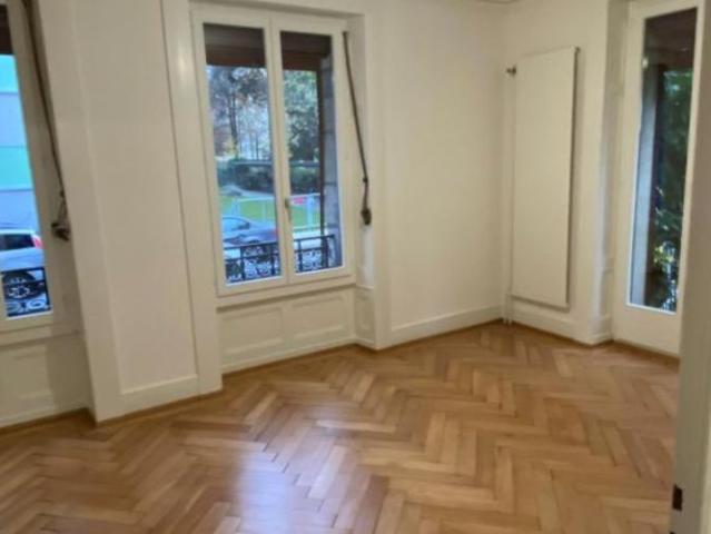 Appartement de 3 pièces avec jardinet à la Servette