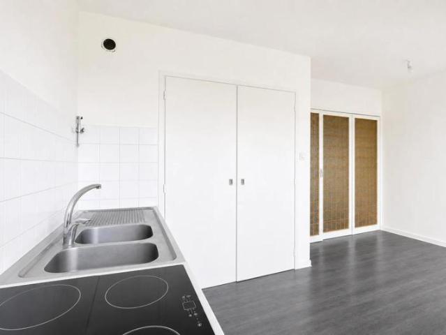 Appartement: 3 pièces à Écully