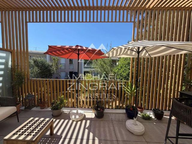 Appartement de 3 pièces de luxe en vente à Cavalaire sur Mer, France