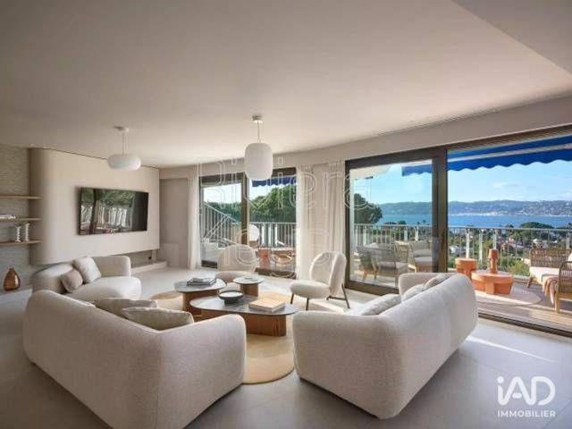Appartement de 3 pièces de luxe en vente à Antibes, France