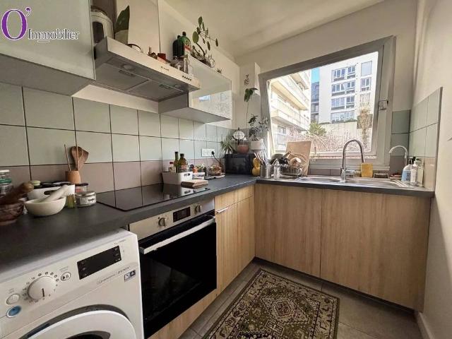 Appartement de 3 pièces de luxe en vente à Belleville, Père Lachaise, Ménilmontant, France