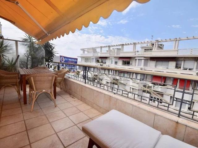 Appartement de 3 pièces de luxe en vente à Nice, France