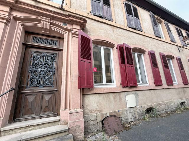 Appartement de 3 pièces, entièrement rénové