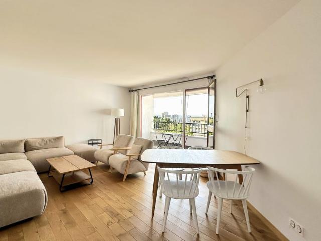 Appartement de 3 pièces principales en location meublée