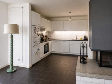 Appartement de 3.0 pièces avec cheminée
