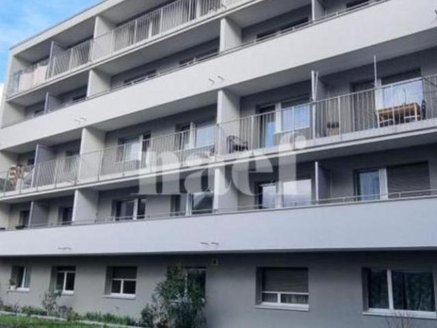 Appartement de 3.5 pièces au rez de chausée