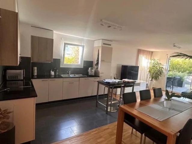 Appartement de 3.5 pièces au rez de chaussée