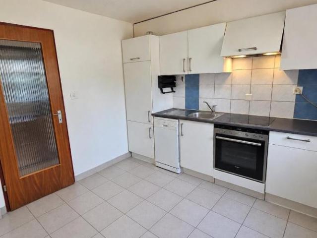 Appartement de 3.5 pièces au 1er étage à louer à Bassecourt