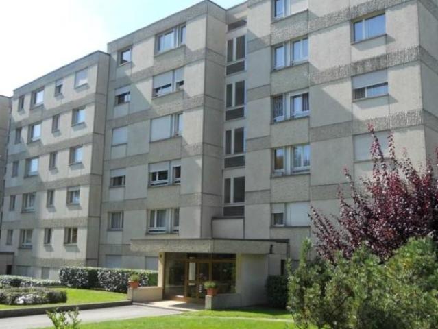 Appartement de 3.5 pièces au 3ème étage avec balcon à Epalinges