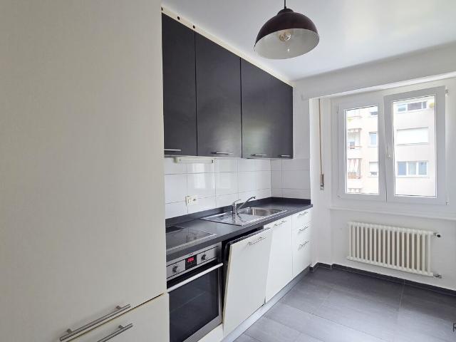 Appartement de 3.5 pièces avec balcon CH 1030 Bussigny près Lausanne, Rue de l'Industrie 23 CHF 1'650. /mois + ch