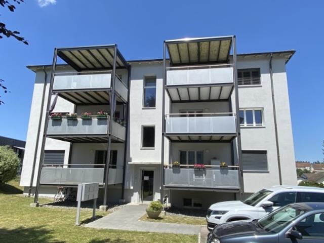 Appartement de 3,5 pièces avec balcon et une très belle vue
