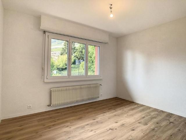 Appartement de 3.5 pièces avec vue sur le lac et les montagnes