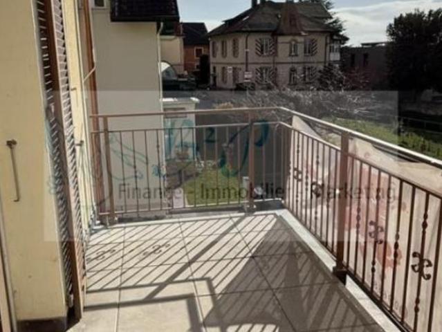 Appartement de 3.5 pièces avec vue sur le lac et les Alpes