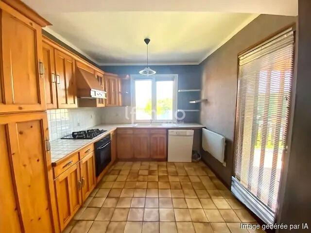 Appartement de type F4 en duplex avec balcon