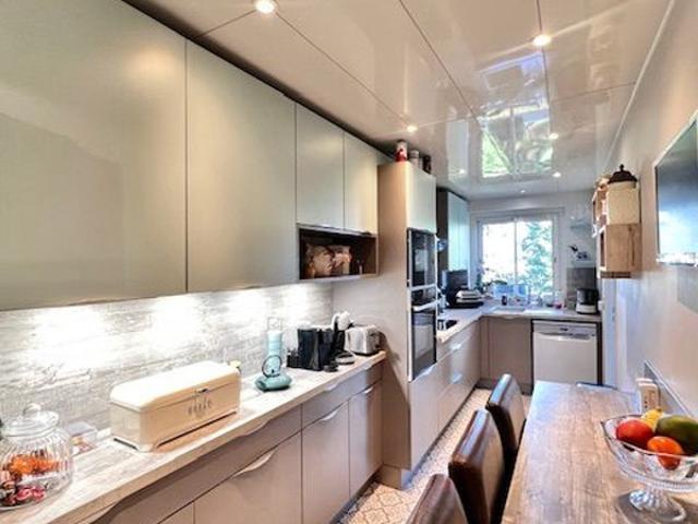 Appartement de Type F5 de 100m² avec 3 Chambres 2 pièces d'eau