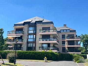 appartement de type f1 de 45 m², jardin et terrasse